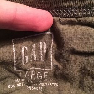 Olive color men’s large gap shirt